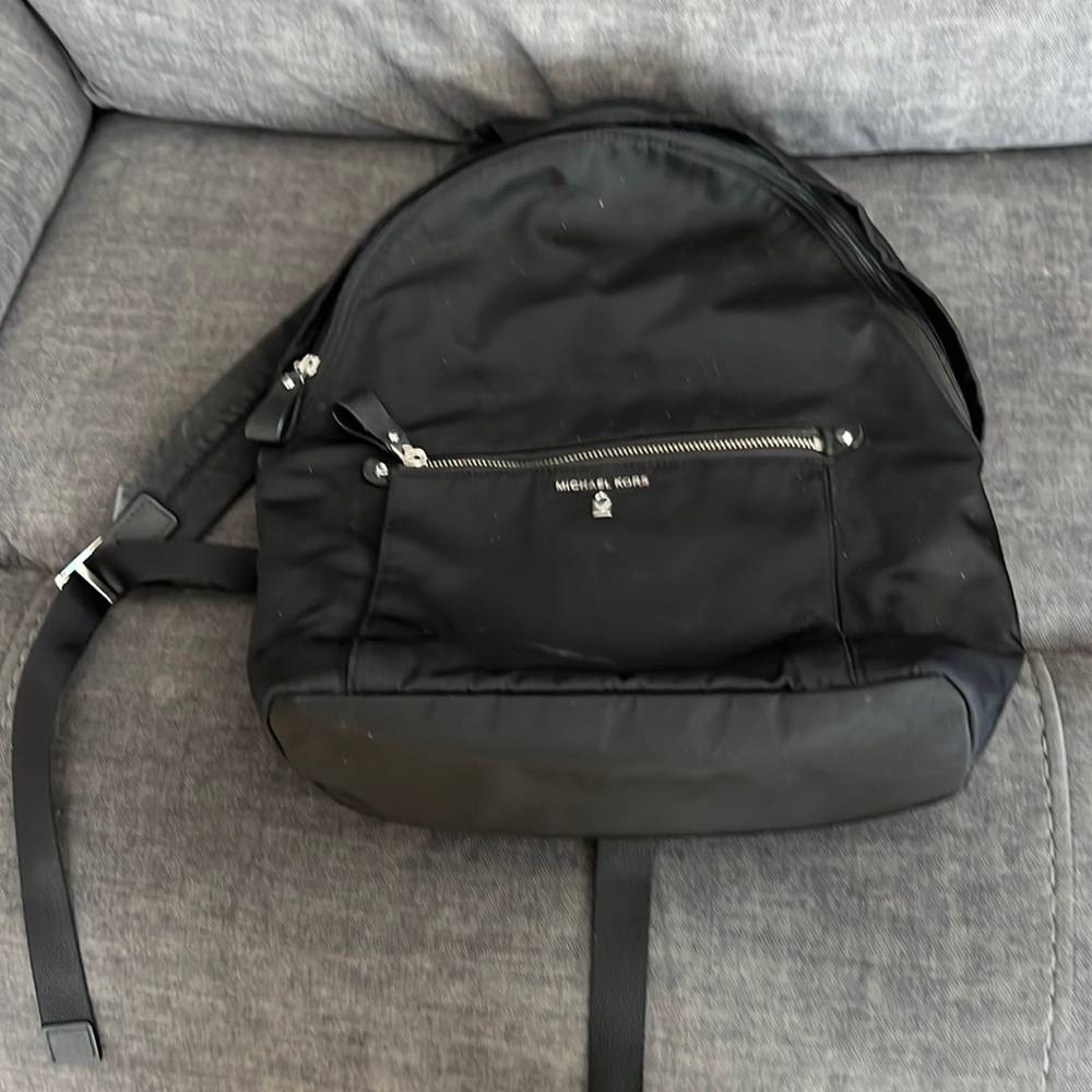 Michael Kors backpack/ purse brand new without tags no wear and tear